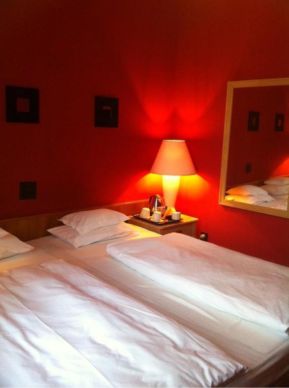 Hotel Omnibusz Budapest Extérieur photo