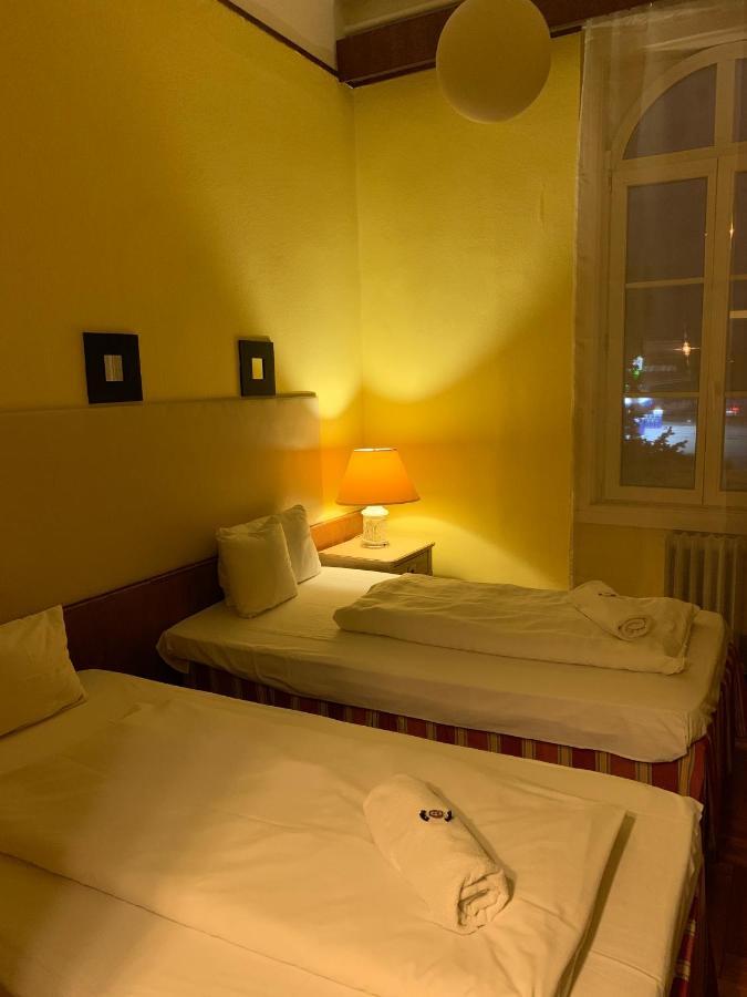 Hotel Omnibusz Budapest Extérieur photo